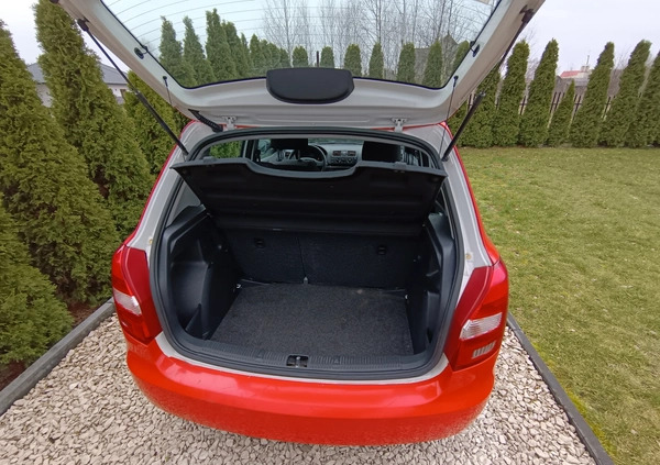 Skoda Fabia cena 8999 przebieg: 283000, rok produkcji 2013 z Wołów małe 106